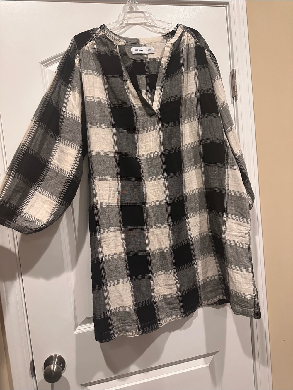 Old Navy Black and Cream Plaid Button-Down Tunic Dress